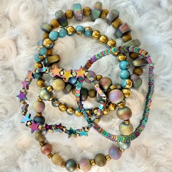 Colorful Star and Bead Iridescent Bracelet Set of 5 - Picture 3 of 4